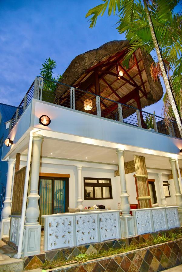 Sea Splash Self Catering And La Petite Maison Grand Anse  Exterior photo